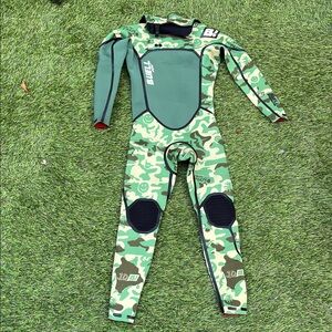 Buell Camo Green Wetsuit JOB